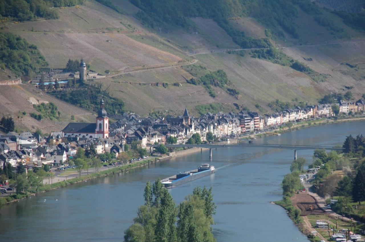 Apartamento Weingut Helmut Barzen Zell Exterior foto