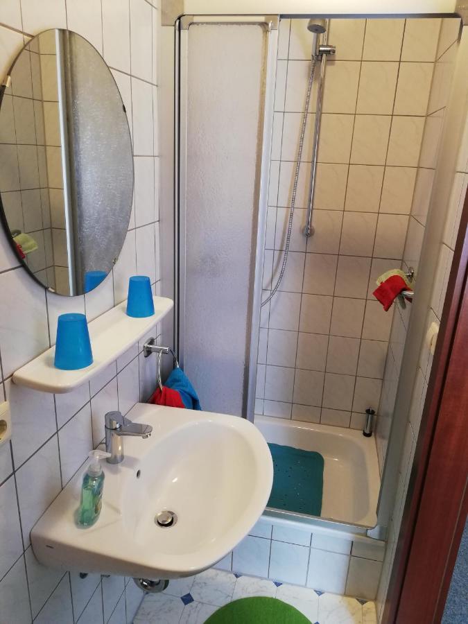 Apartamento Weingut Helmut Barzen Zell Exterior foto